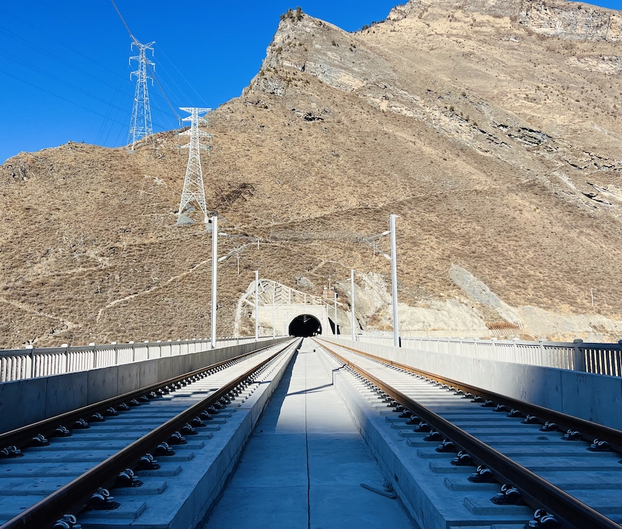 成兰铁路成都至川主寺（黄胜关）段 1.jpg