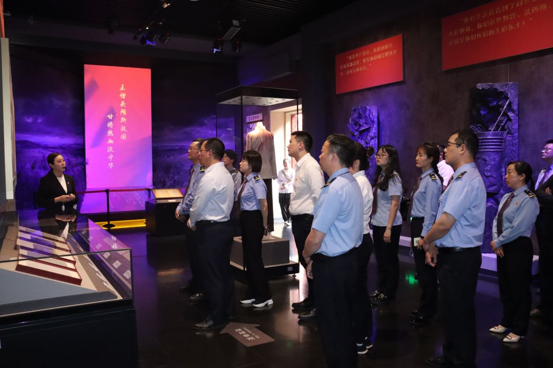 1713335597492181.jpg 参观红色基地.jpg