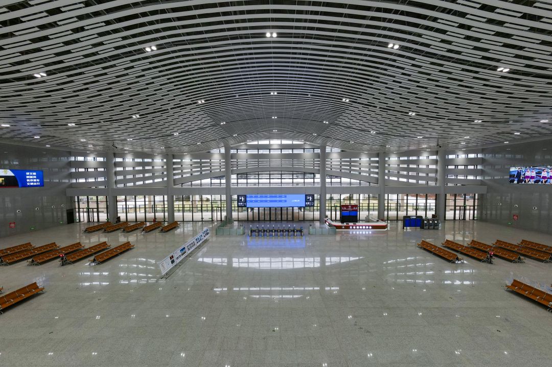 1713923717163587.jpg 三岔湖站内.jpg