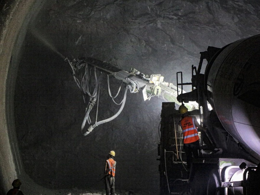 西渝高铁：图片来源于西南铁路 (2).jpg