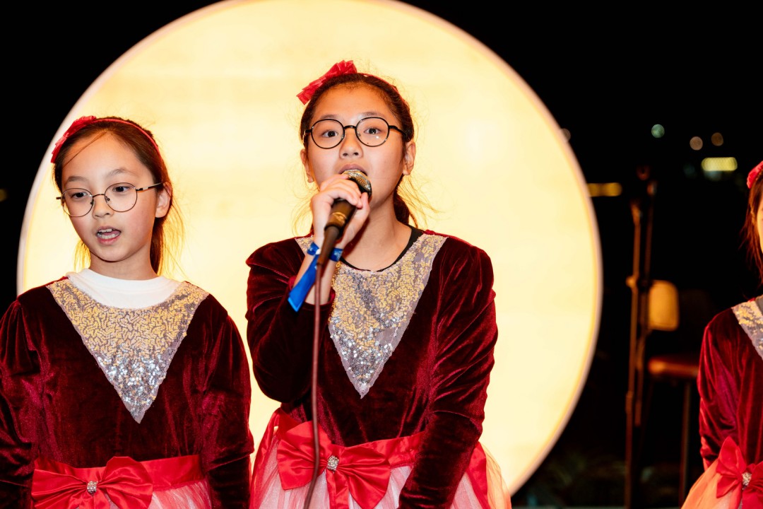 8.参加学校歌咏比赛《青春舞动旋律》.jpg