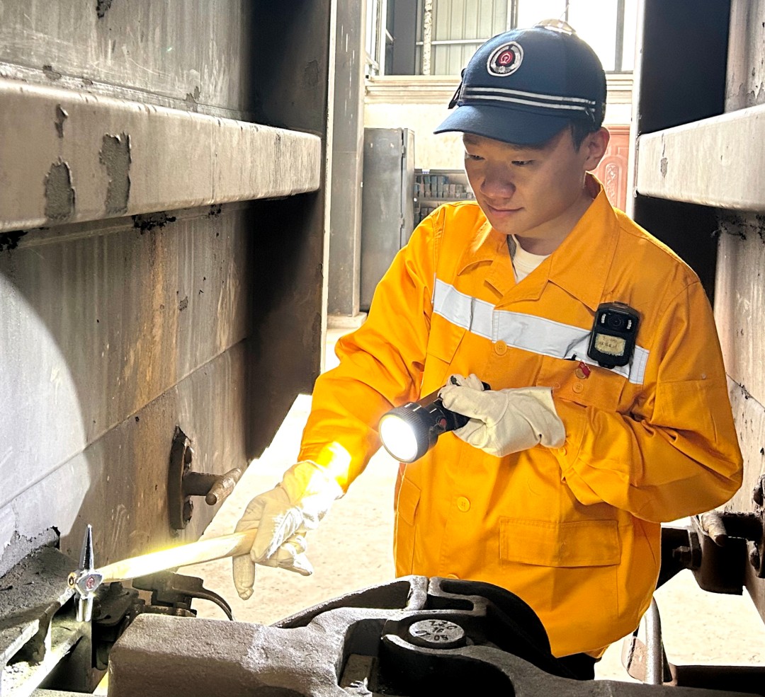 1763718793739383.jpg 2.川南 王洋洋.jpg